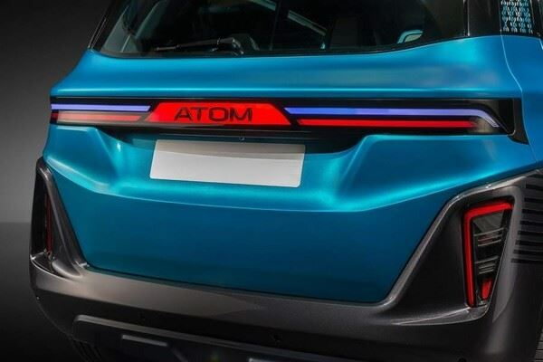 В Москве представили российский электромобиль «Атом»